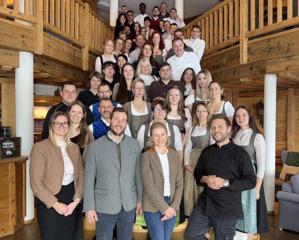 teamfoto-schlehdorn-familie-hochschwarzwald